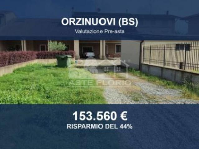 Villa Indipendente in vendita a Orzinuovi, Brescia