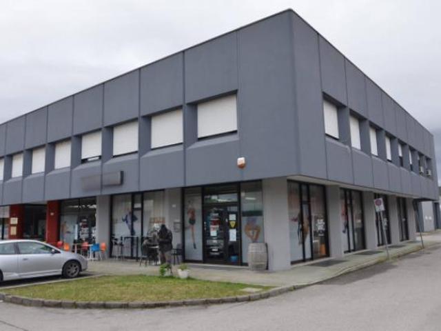 Ufficio in vendita a Paderno, Reana Del Roiale