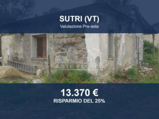 Capannone in vendita a Sutri, Lazio