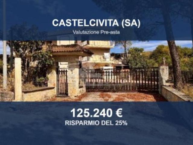 Locale Commerciale in vendita a Castelcivita, Campania