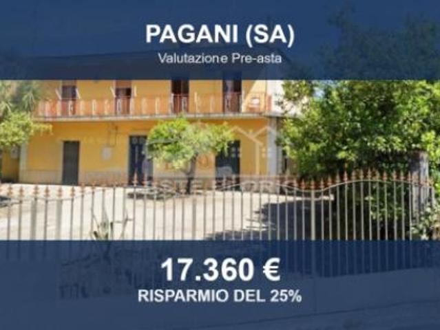 Capannone in vendita a Pagani, Campania