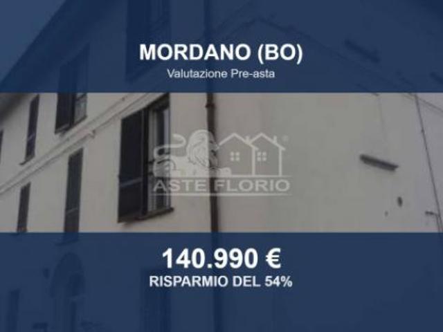 Locale Commerciale in vendita a Nuovo Circondario Imolese, Mordano