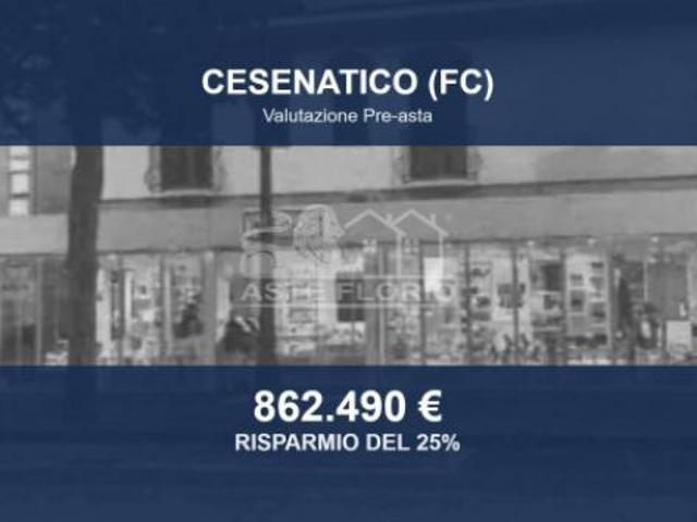 Locale Commerciale in vendita a Cesenatico, Reggio Emilia