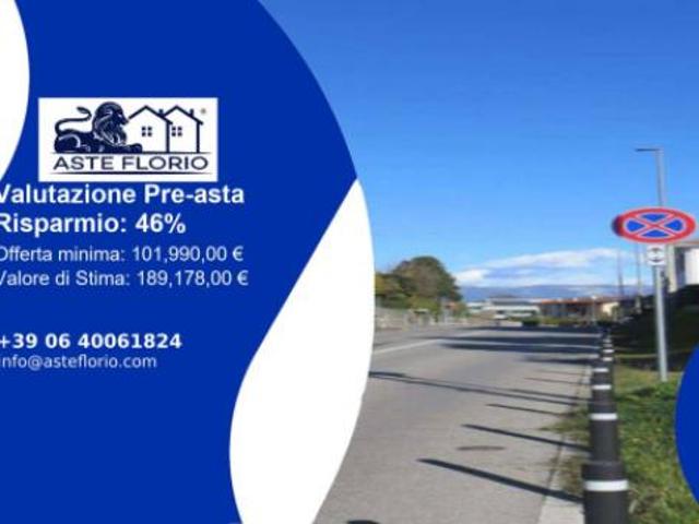 Capannone in vendita a Oldaniga, Vimercate