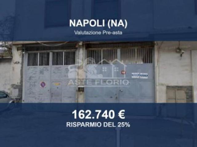 Capannone in vendita a Municipalità 4, Campania