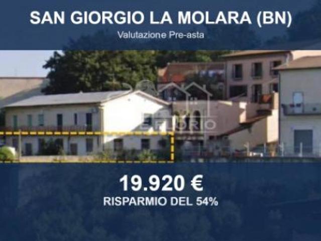 Capannone in vendita a San Giorgio La Molara, Campania