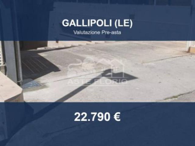 Box in vendita a Puglia, Lecce