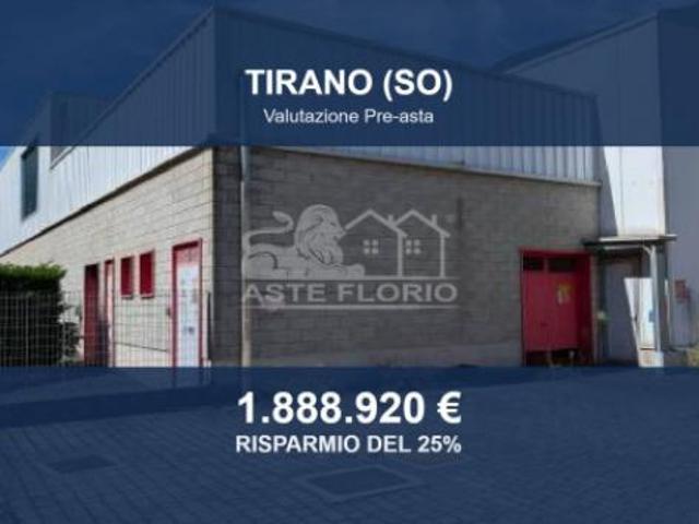 Capannone in vendita a Tirano, Sondrio