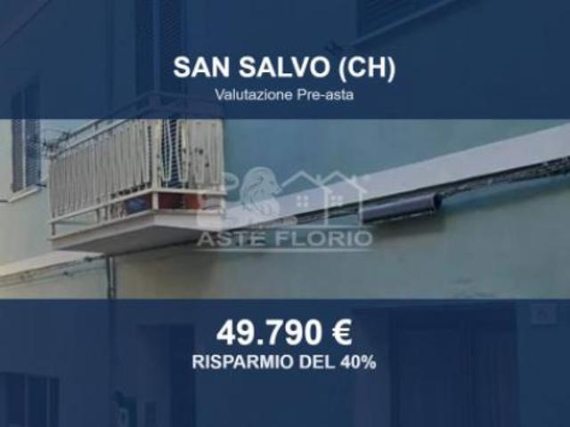 Locale Commerciale in vendita a San Salvo, Abruzzo