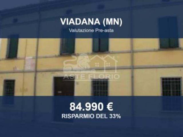 Villa Indipendente in vendita a Viadana, Lombardia