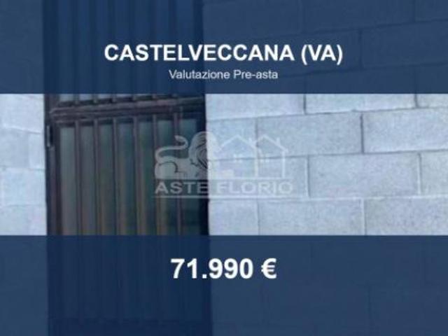 Capannone in vendita a Comunità Montana Valli del Verbano, Castelveccana