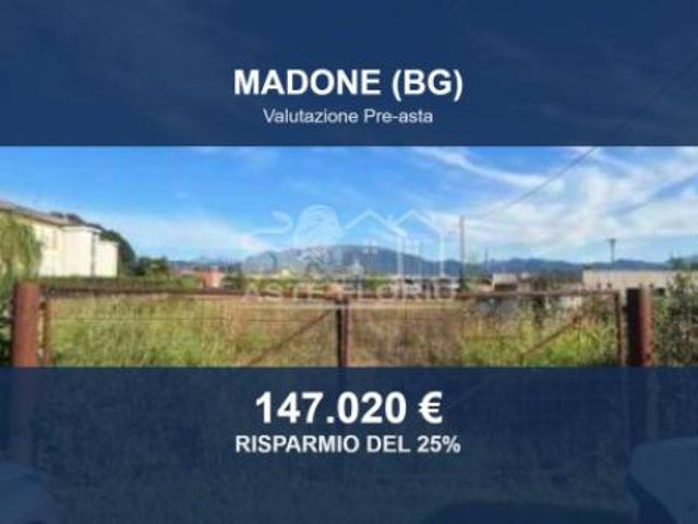 Terreno in vendita a Madone, Lombardia