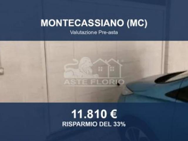 Box in vendita a Marche, Macerata