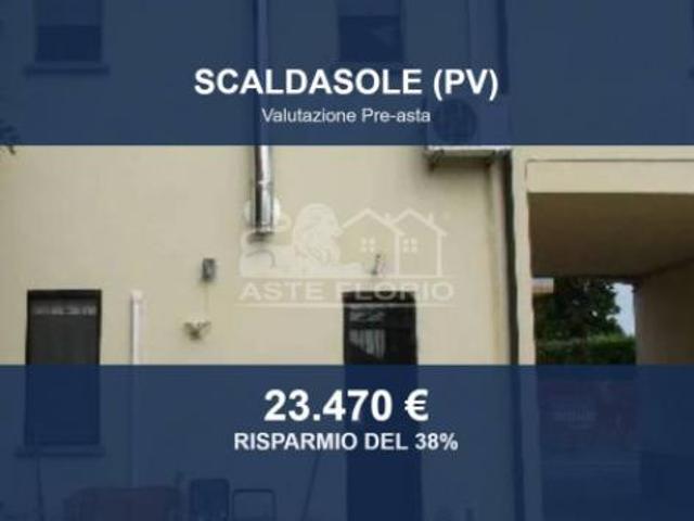 Locale Commerciale in vendita a Scaldasole, Lombardia