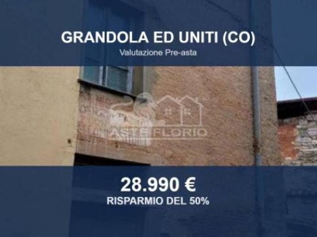 Villa Indipendente in vendita a Grandola Ed Uniti, Lombardia