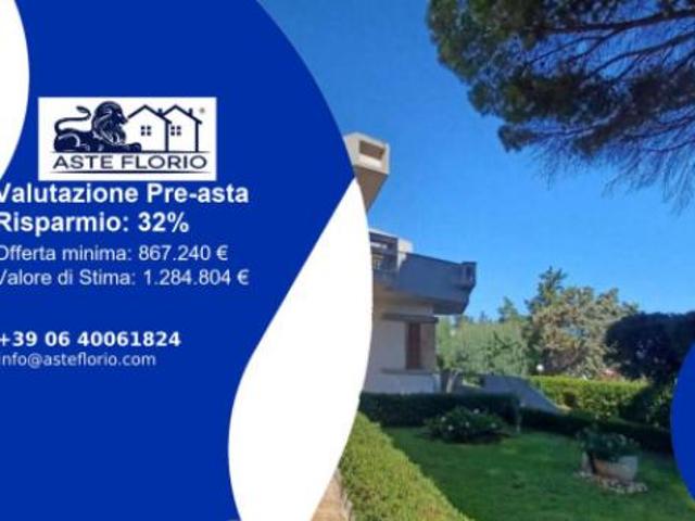 Villa Indipendente in vendita a Rosa Marina di Ostuni, Puglia