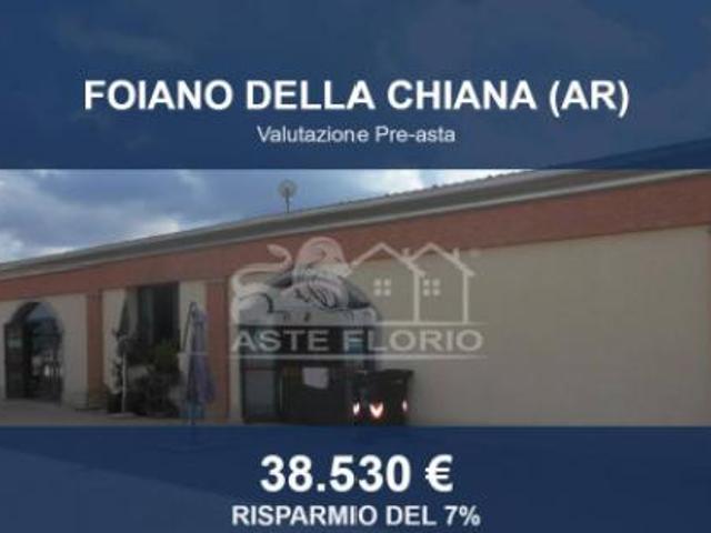 Locale Commerciale in vendita a Foiano Della Chiana, Toscana