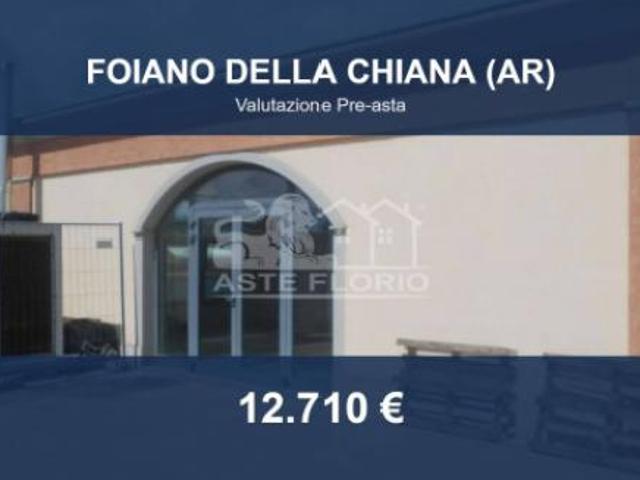 Locale Commerciale in vendita a Foiano Della Chiana, Toscana
