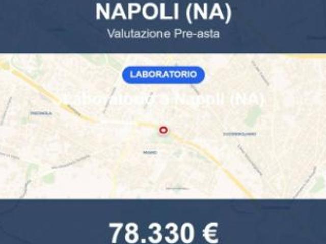 Locale Commerciale in vendita a Municipalità 4, Campania