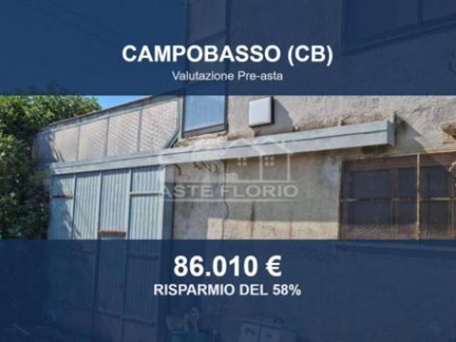 Locale Commerciale in vendita a Campobasso, Molise