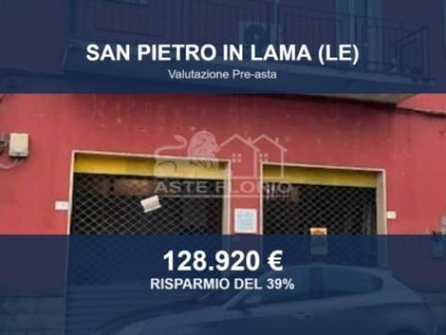 Locale Commerciale in vendita a Puglia, Lecce