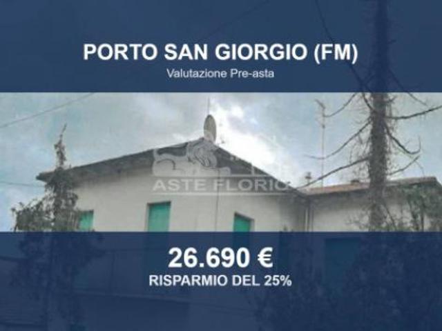 Box in vendita a Marche, Fermo