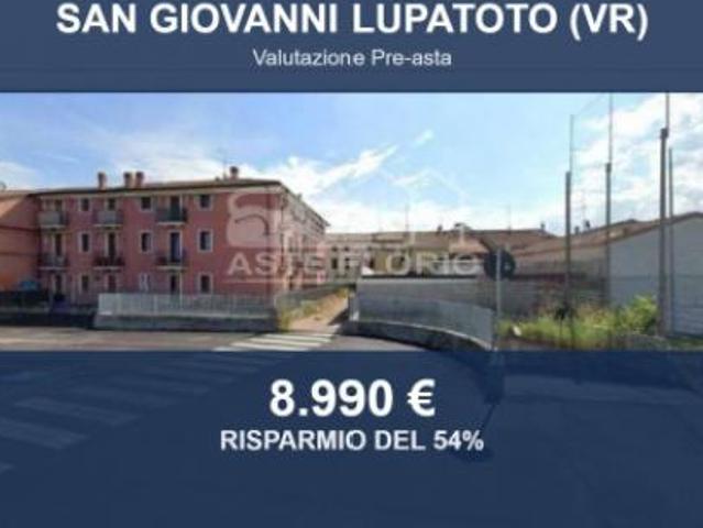 Box in vendita a San Giovanni Lupatoto, Veneto