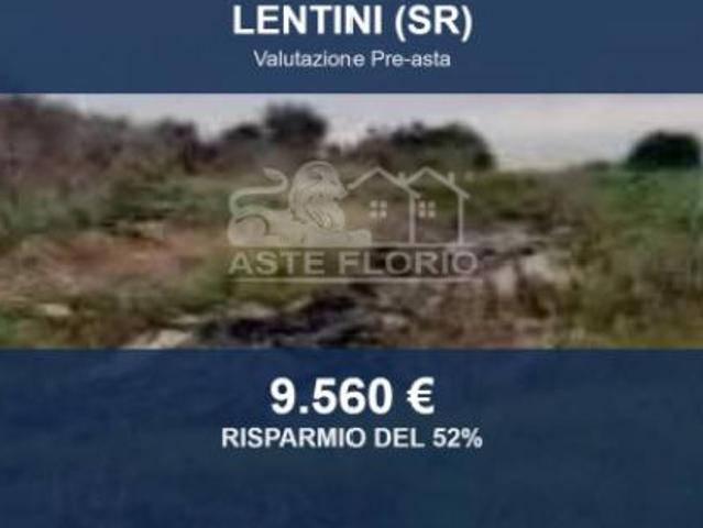 Terreno in vendita a Lentini, Sicilia