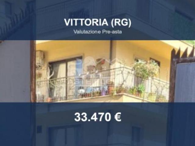 Locale Commerciale in vendita a Vittoria, Sicilia