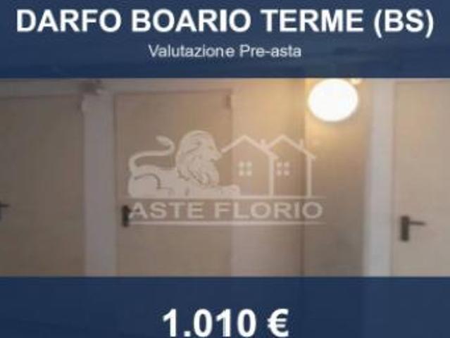 Capannone in vendita a Darfo Boario Terme, Brescia