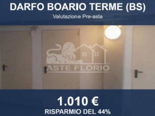 Capannone in vendita a Darfo Boario Terme, Brescia