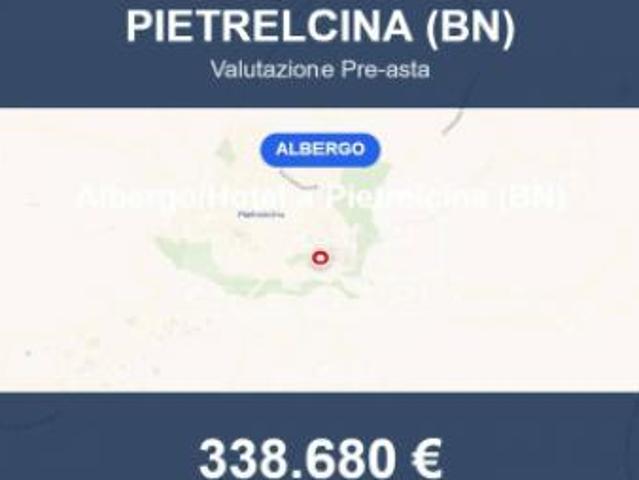 Locale Commerciale in vendita a Pietrelcina, Campania