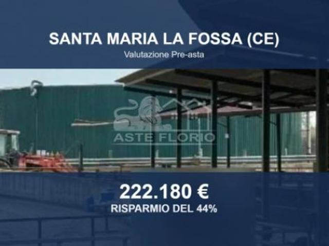Capannone in vendita a Santa Maria La Fossa, Campania