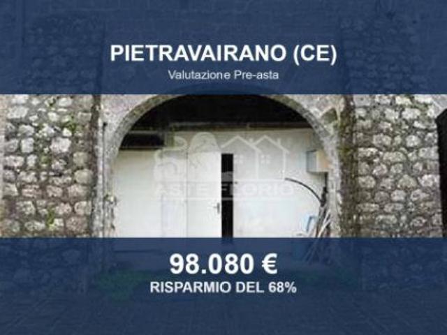 Appartamento in vendita a Pietravairano, Campania
