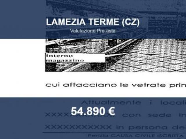 Capannone in vendita a Sambiase, Lamezia Terme
