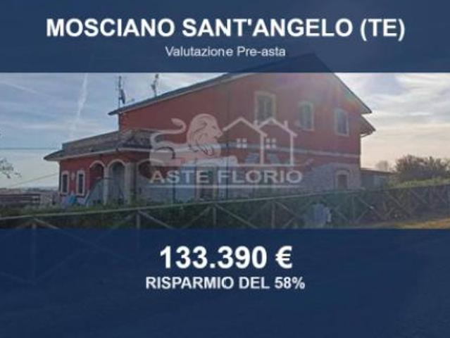 Villa Indipendente in vendita a Mosciano Sant'angelo, Abruzzo