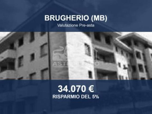 Box in vendita a Moncucco, Brugherio