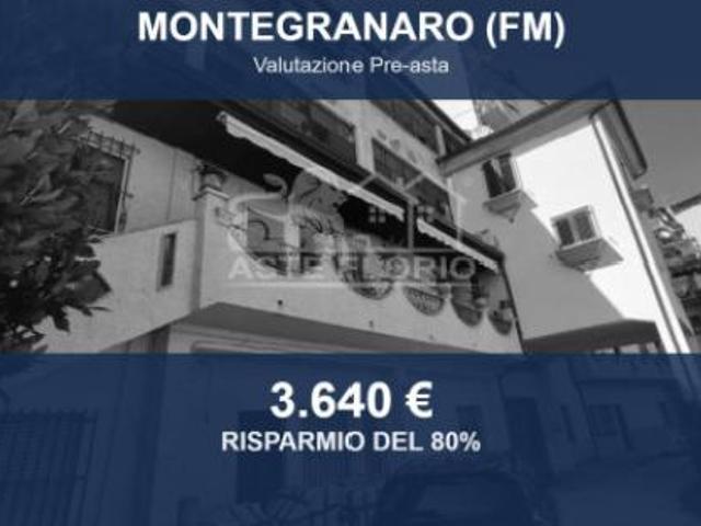 Capannone in vendita a Marche, Fermo