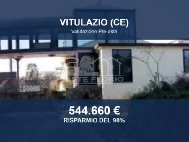 Locale Commerciale in vendita a Vitulazio, Campania