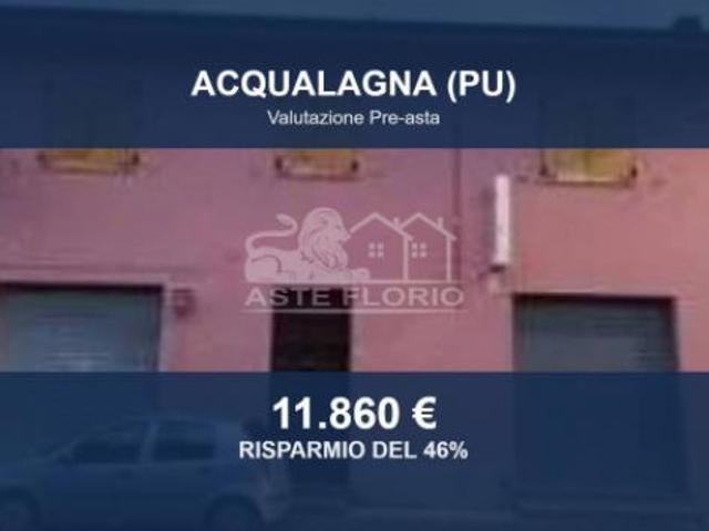 Locale Commerciale in vendita a Marche, Pesaro E Urbino