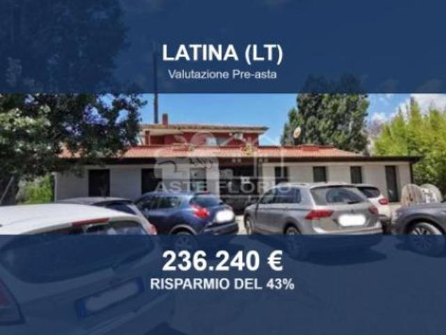 Capannone in vendita a Borgo Isonzo, Latina