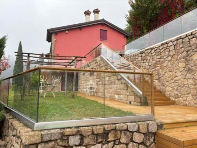 Villa Indipendente in vendita a Teolo