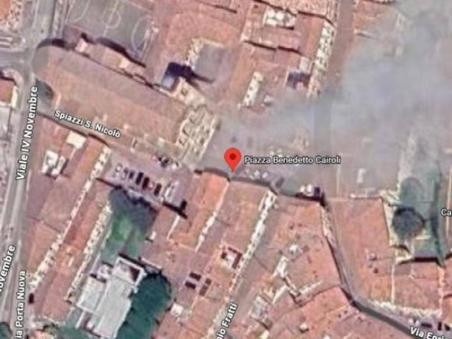 Locale Commerciale in vendita a Borgo, Marche