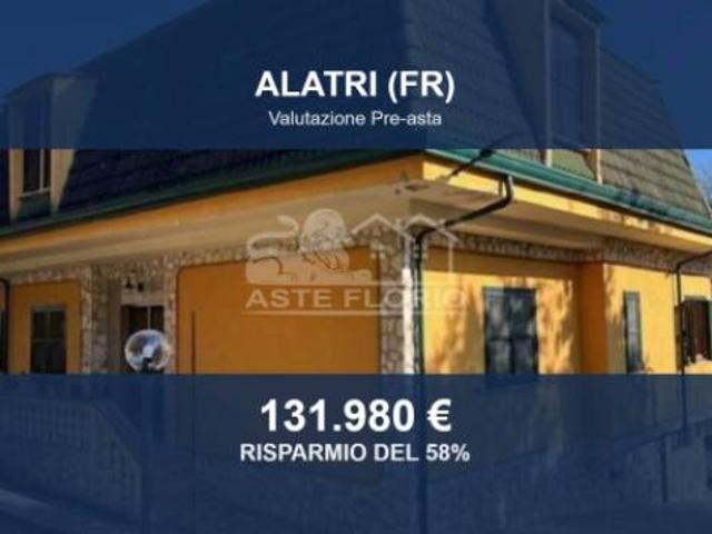 Villa Indipendente in vendita a Alatri, Lazio