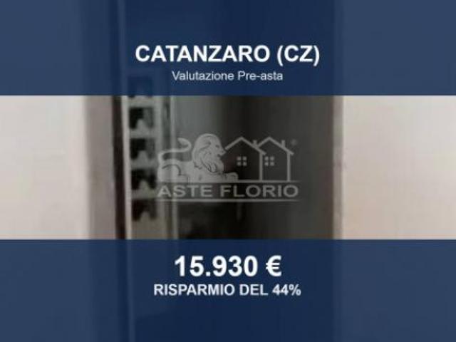 Box in vendita a Catanzaro
