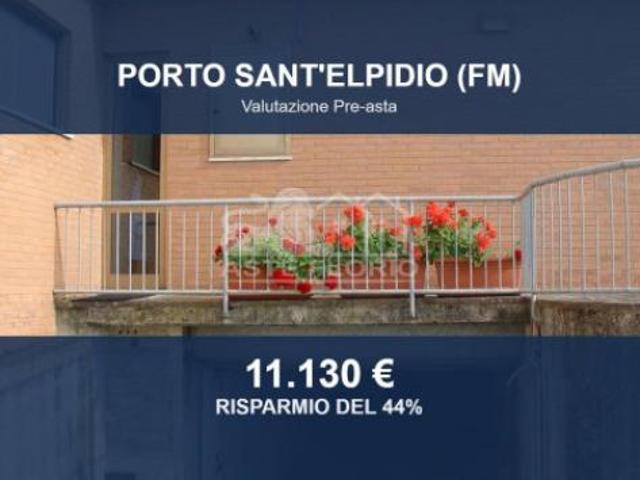 Box in vendita a Marche, Fermo