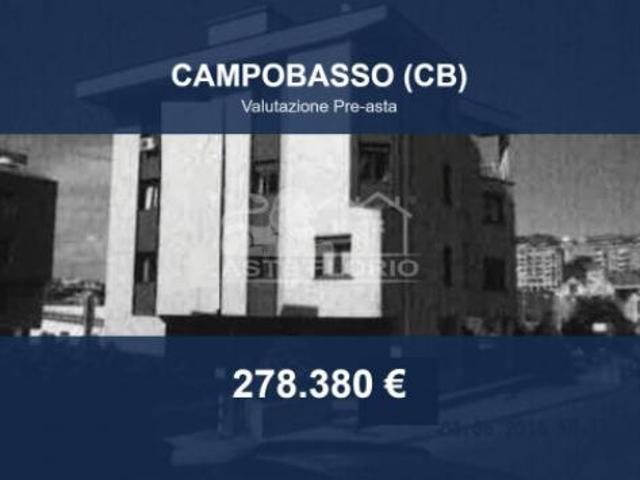 Capannone in vendita a Campobasso, Molise