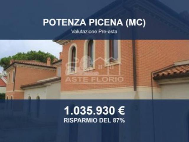 Terreno in vendita a Marche, Macerata