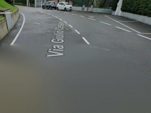 Ufficio in vendita a Somana, Mandello Del Lario