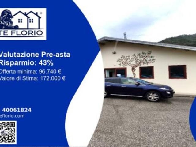 Locale Commerciale in vendita a Verzegnis, Friuli-Venezia Giulia